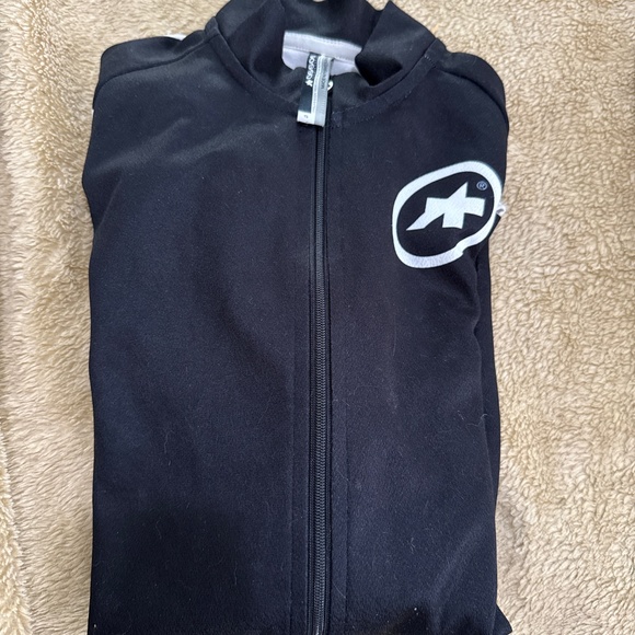 Assosnearly new cycling, shirt, jersey, short sleeve men’s, small, black and whi - Picture 7 of 7